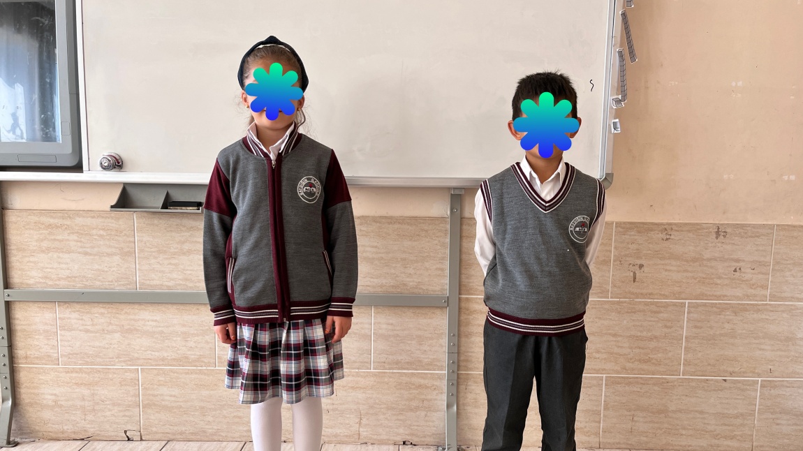 Yeni Nesil Okul Üniforması 
